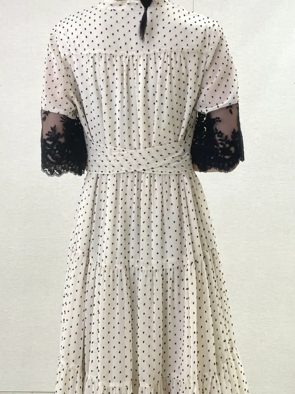 GRACE CONTINENTAL yoshi コーディネート画像