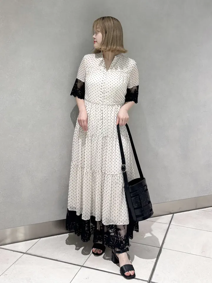 GRACE CONTINENTAL SAYUMI Nagashima コーディネート画像