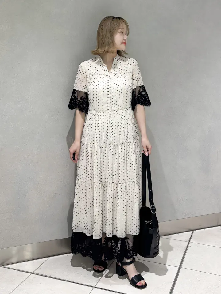 GRACE CONTINENTAL SAYUMI Nagashima コーディネート画像