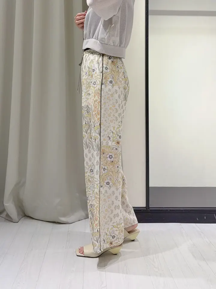 GRACE CONTINENTAL 亀田 未希 コーディネート画像