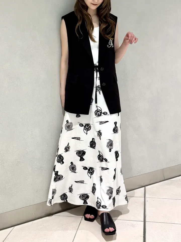 GRACE CONTINENTAL sa-ya コーディネート画像