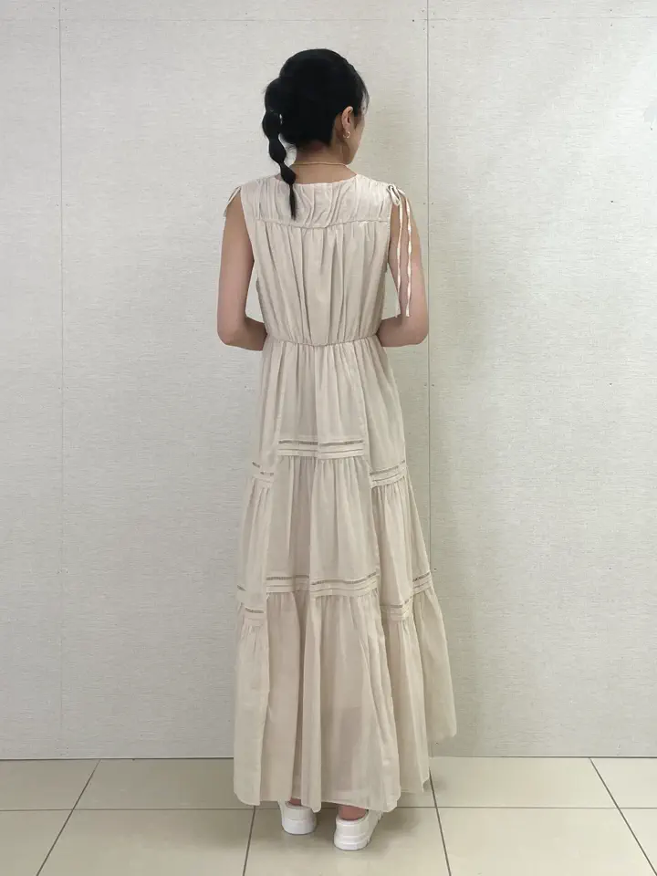 GRACE CONTINENTAL yoshi コーディネート画像