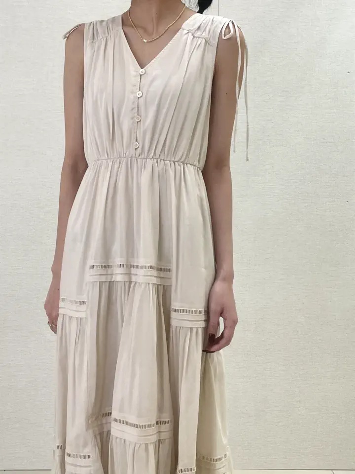 GRACE CONTINENTAL yoshi コーディネート画像