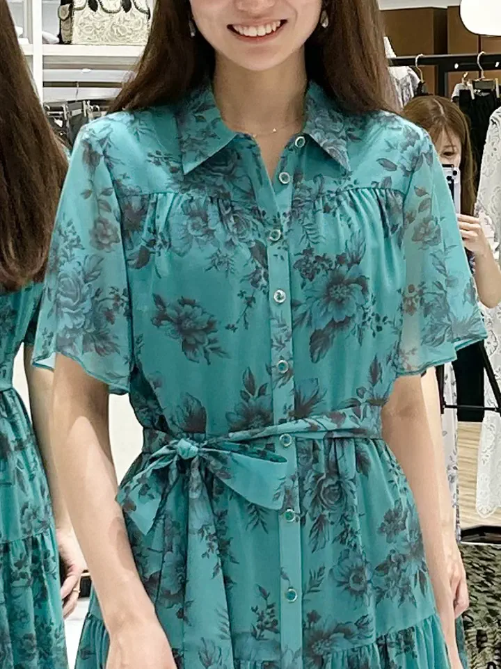 GRACE CONTINENTAL Wakazono コーディネート画像