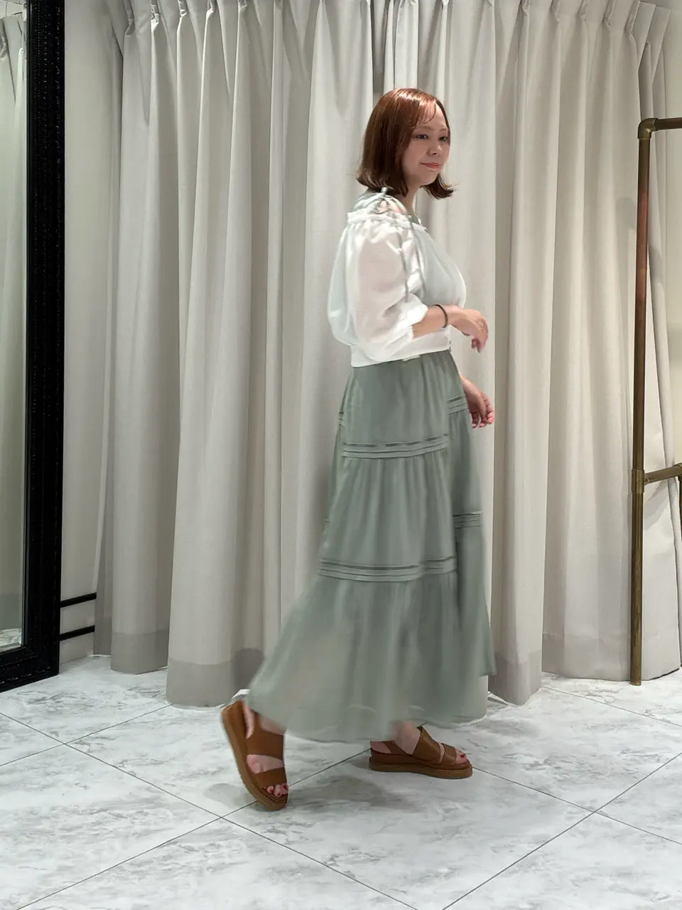 GRACE CONTINENTAL Izumi コーディネート画像