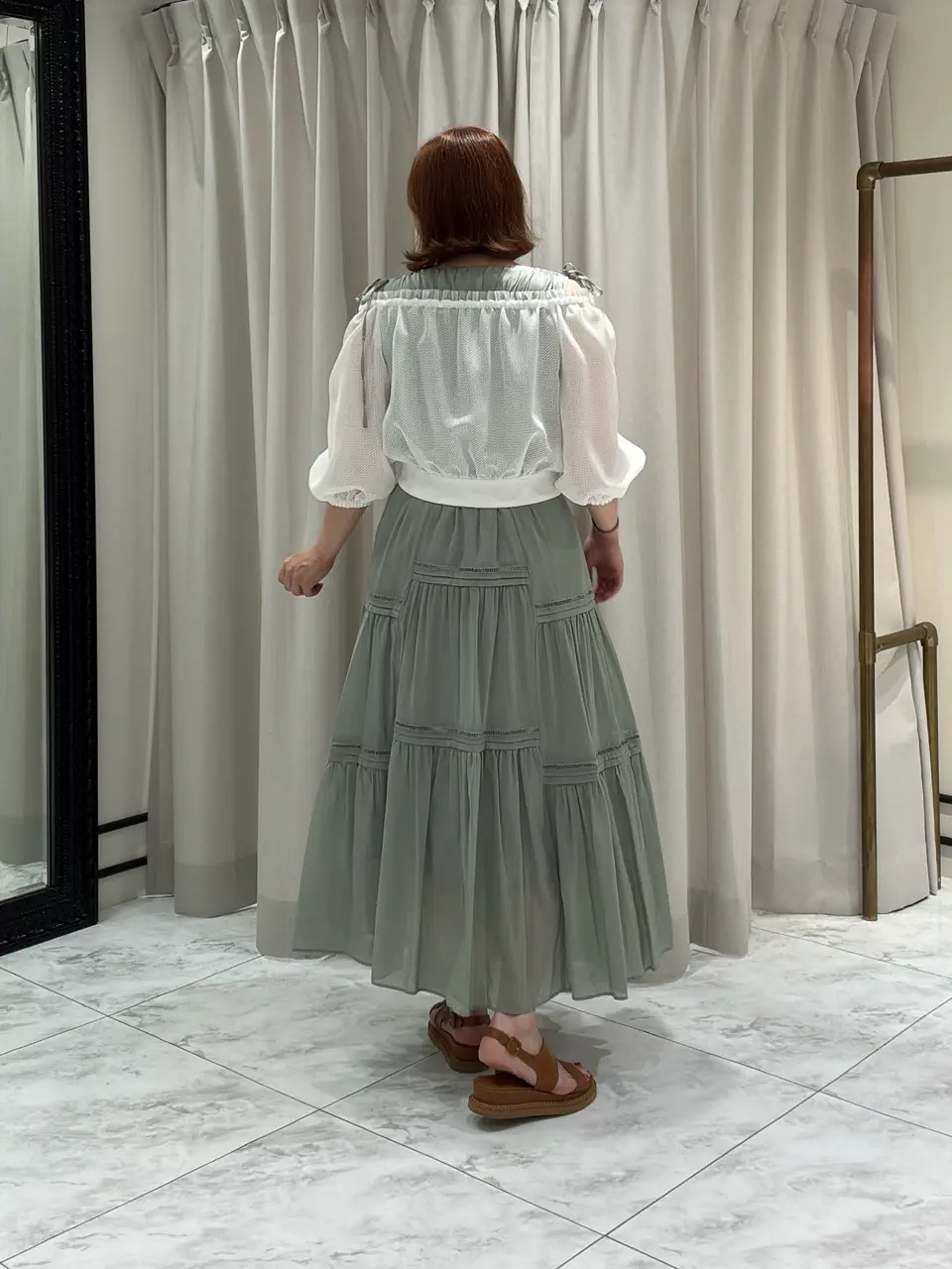 GRACE CONTINENTAL Izumi コーディネート画像