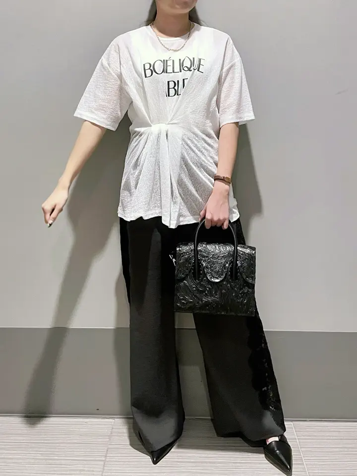 GRACE CONTINENTAL 細川　もなみ コーディネート画像