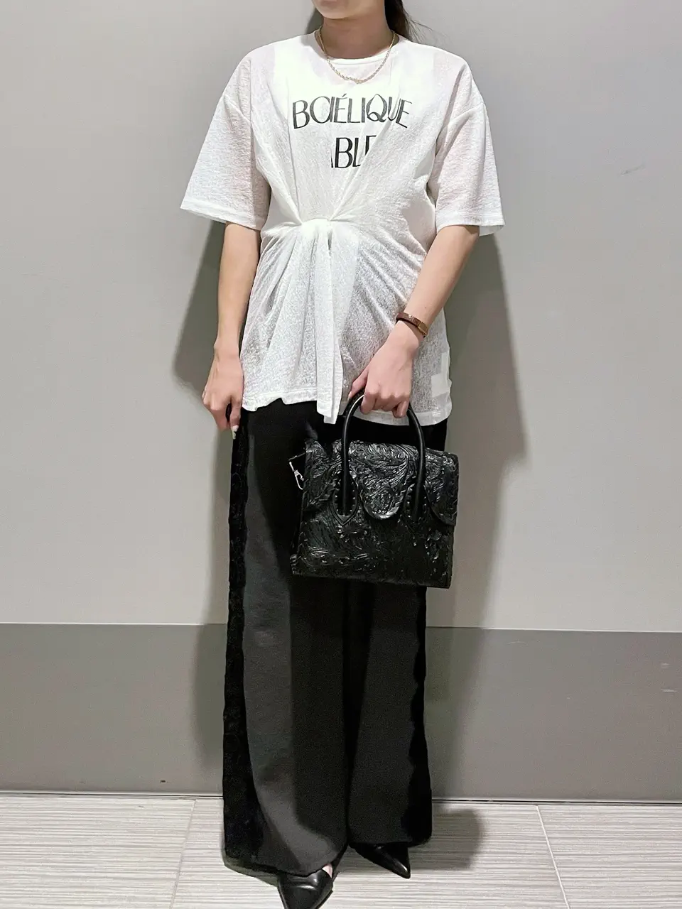 GRACE CONTINENTAL 細川　もなみ コーディネート画像