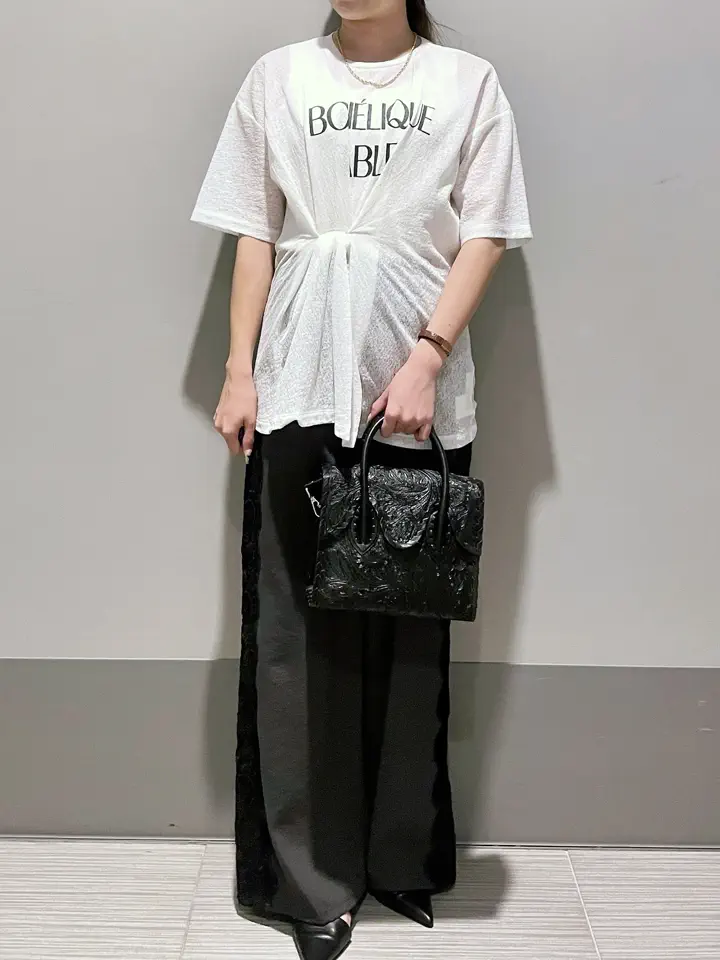 GRACE CONTINENTAL 細川　もなみ コーディネート画像