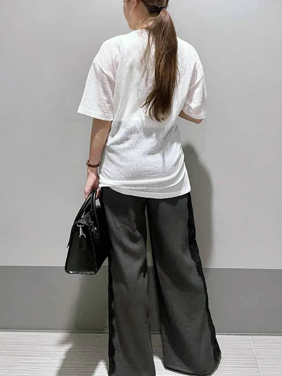 GRACE CONTINENTAL 細川　もなみ コーディネート画像