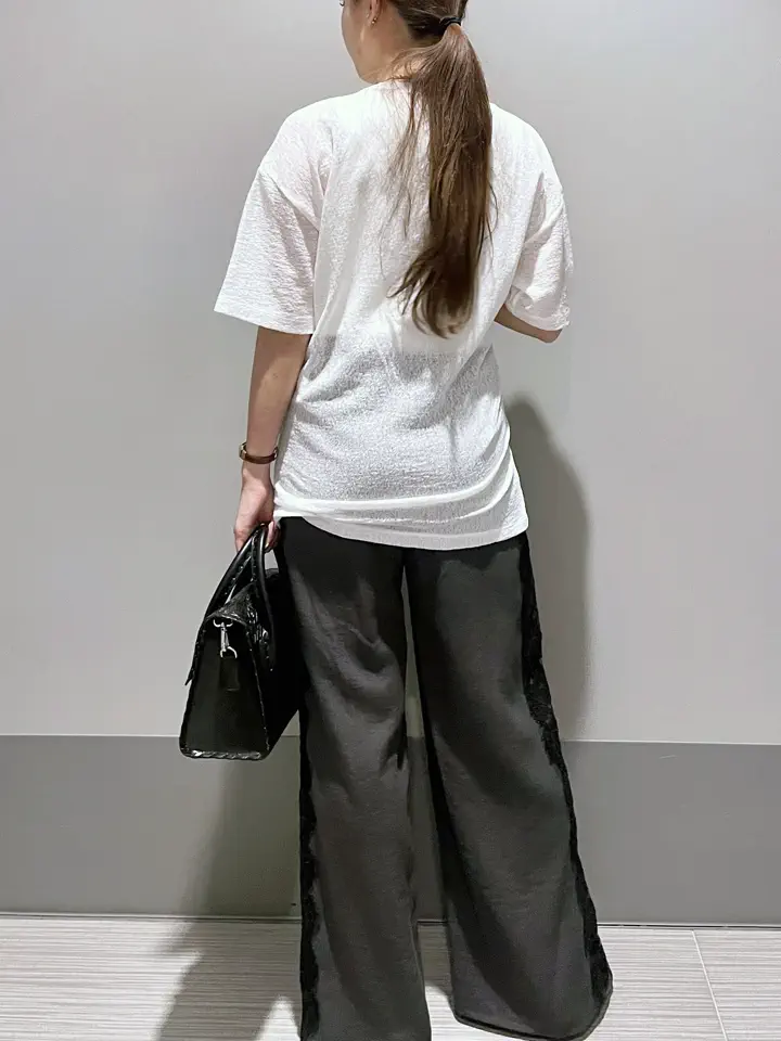 GRACE CONTINENTAL 細川　もなみ コーディネート画像