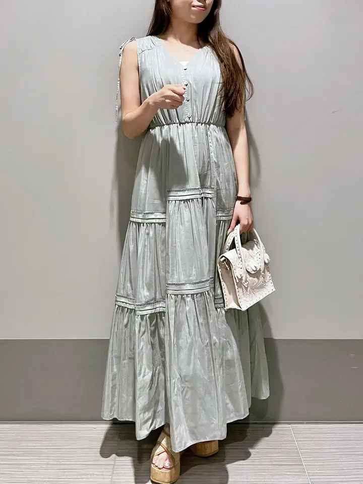 GRACE CONTINENTAL 細川　もなみ コーディネート画像