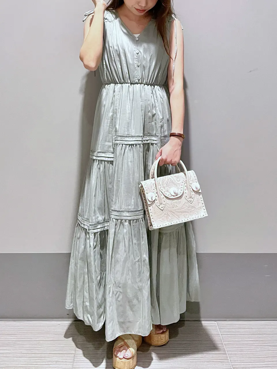 GRACE CONTINENTAL 細川　もなみ コーディネート画像