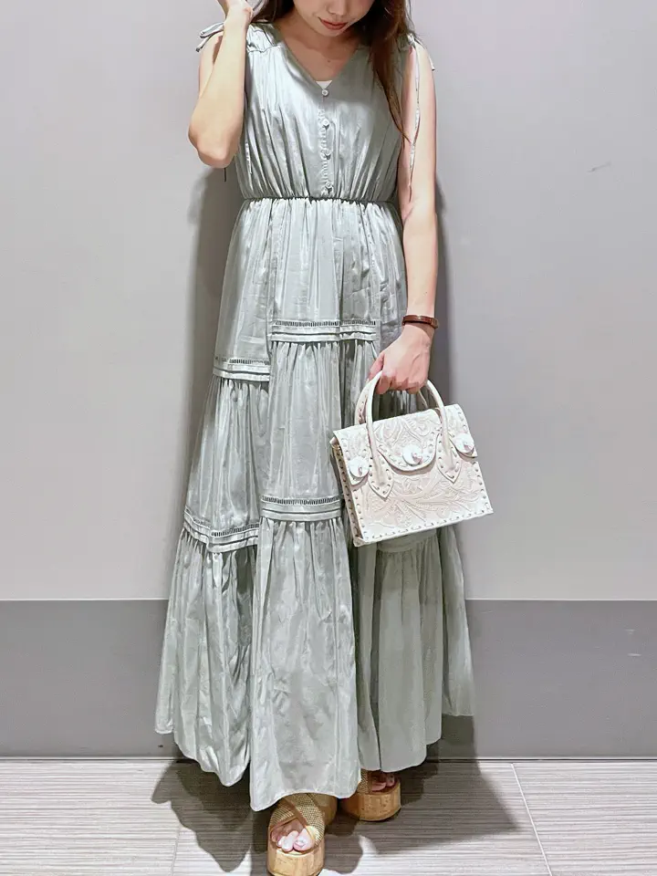 GRACE CONTINENTAL 細川　もなみ コーディネート画像