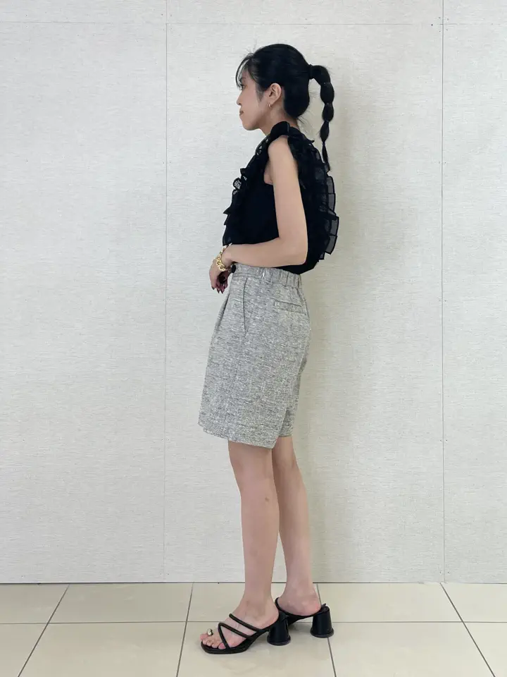 GRACE CONTINENTAL yoshi コーディネート画像