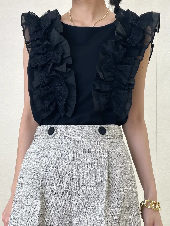 GRACE CONTINENTAL yoshi コーディネート画像