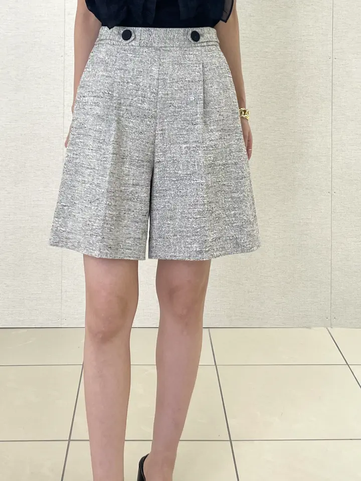 GRACE CONTINENTAL yoshi コーディネート画像