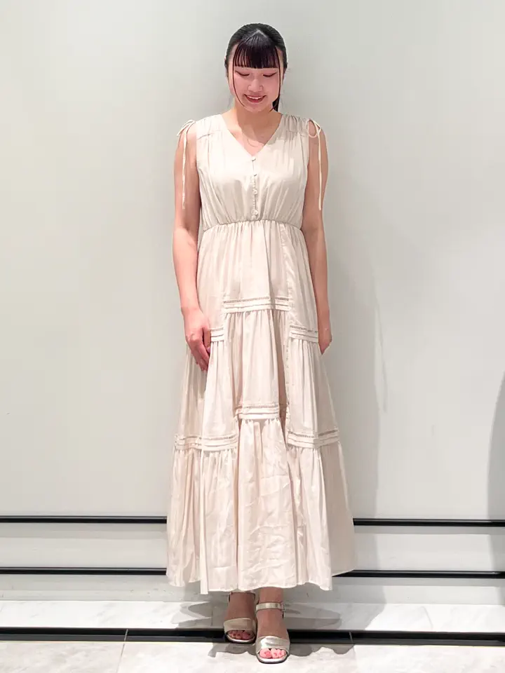 GRACE CONTINENTAL CHISAKO.S コーディネート画像