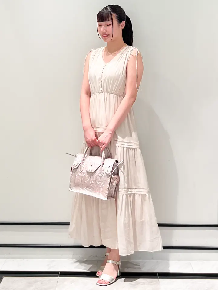 GRACE CONTINENTAL CHISAKO.S コーディネート画像