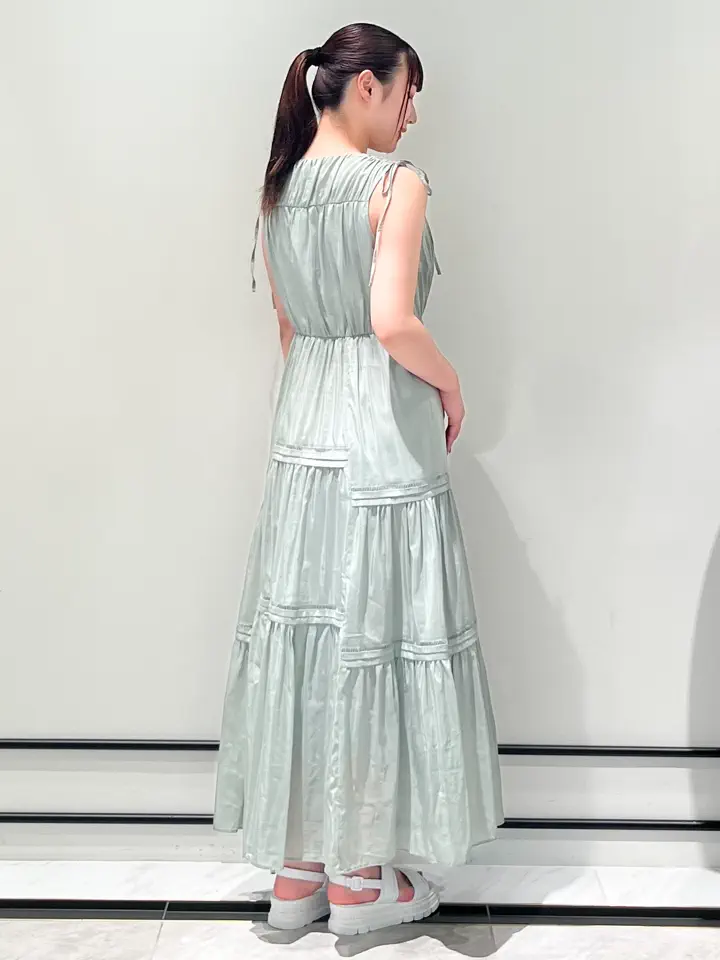 GRACE CONTINENTAL CHISAKO.S コーディネート画像