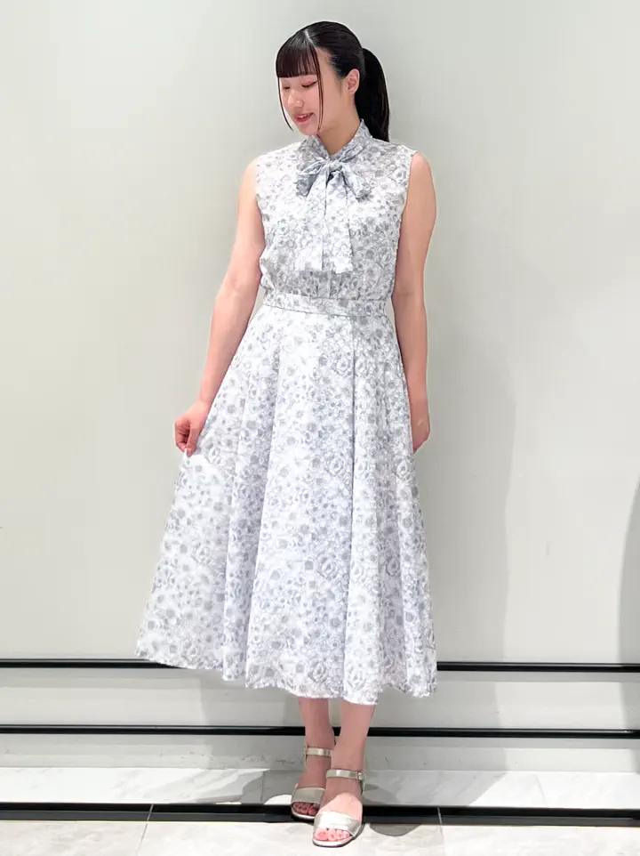 GRACE CONTINENTAL CHISAKO.S コーディネート画像