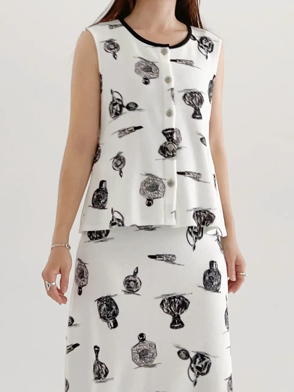 GRACE CONTINENTAL 古川温子 コーディネート画像