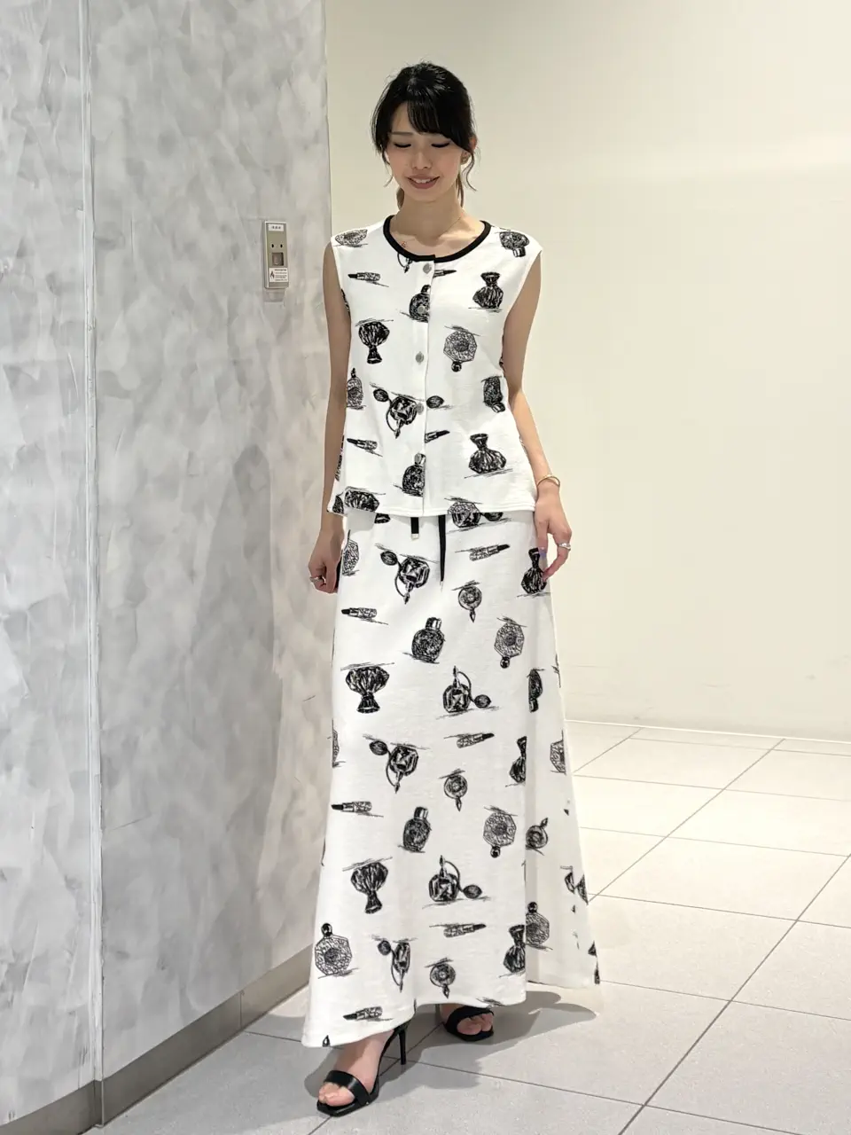 GRACE CONTINENTAL FUKUSHIMA YURIE コーディネート画像