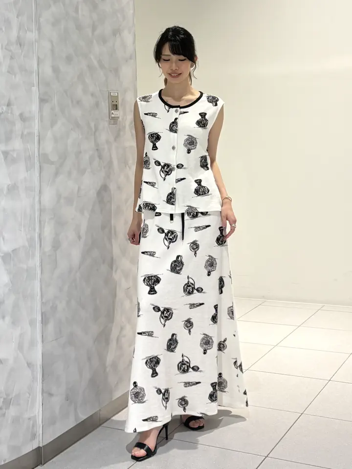 GRACE CONTINENTAL FUKUSHIMA YURIE コーディネート画像