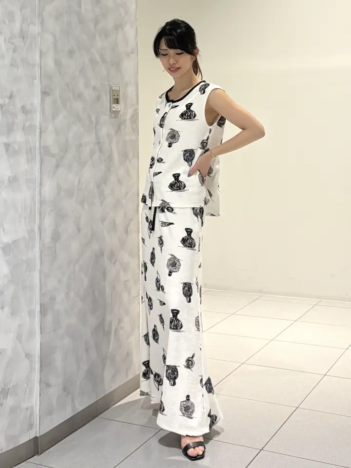 GRACE CONTINENTAL FUKUSHIMA YURIE コーディネート画像