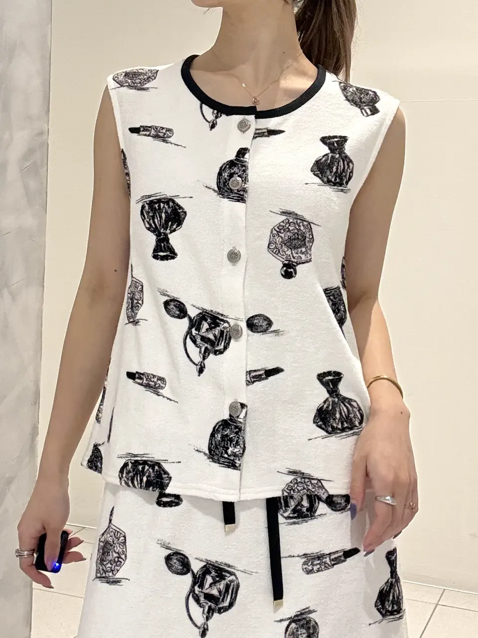 GRACE CONTINENTAL FUKUSHIMA YURIE コーディネート画像