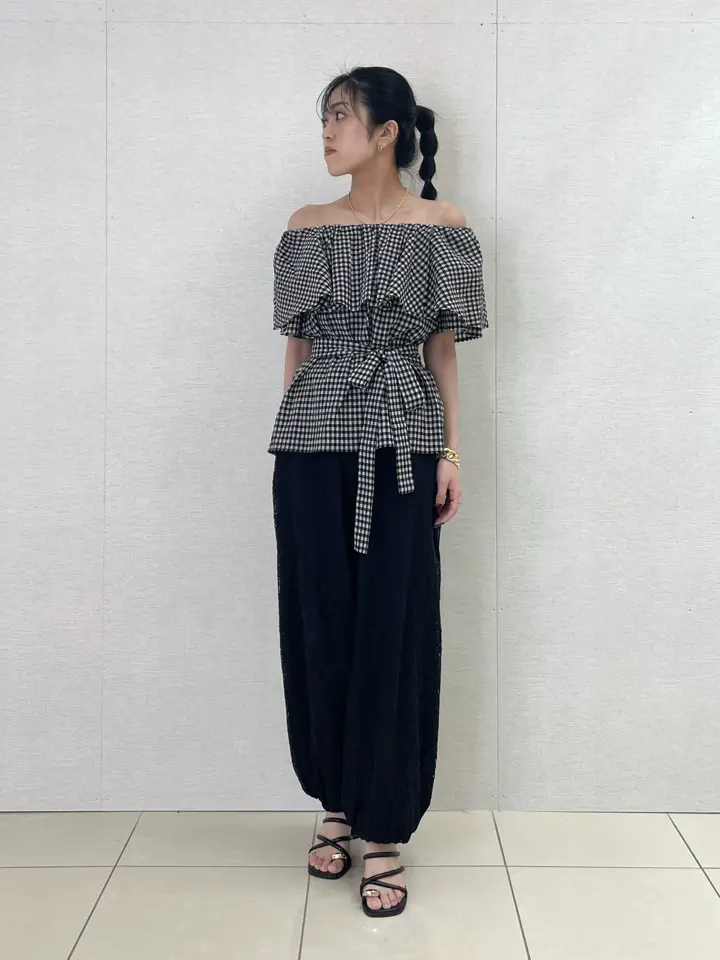 GRACE CONTINENTAL yoshi コーディネート画像