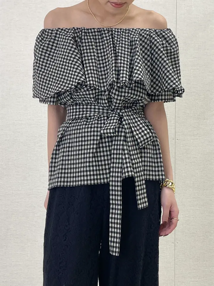 GRACE CONTINENTAL yoshi コーディネート画像