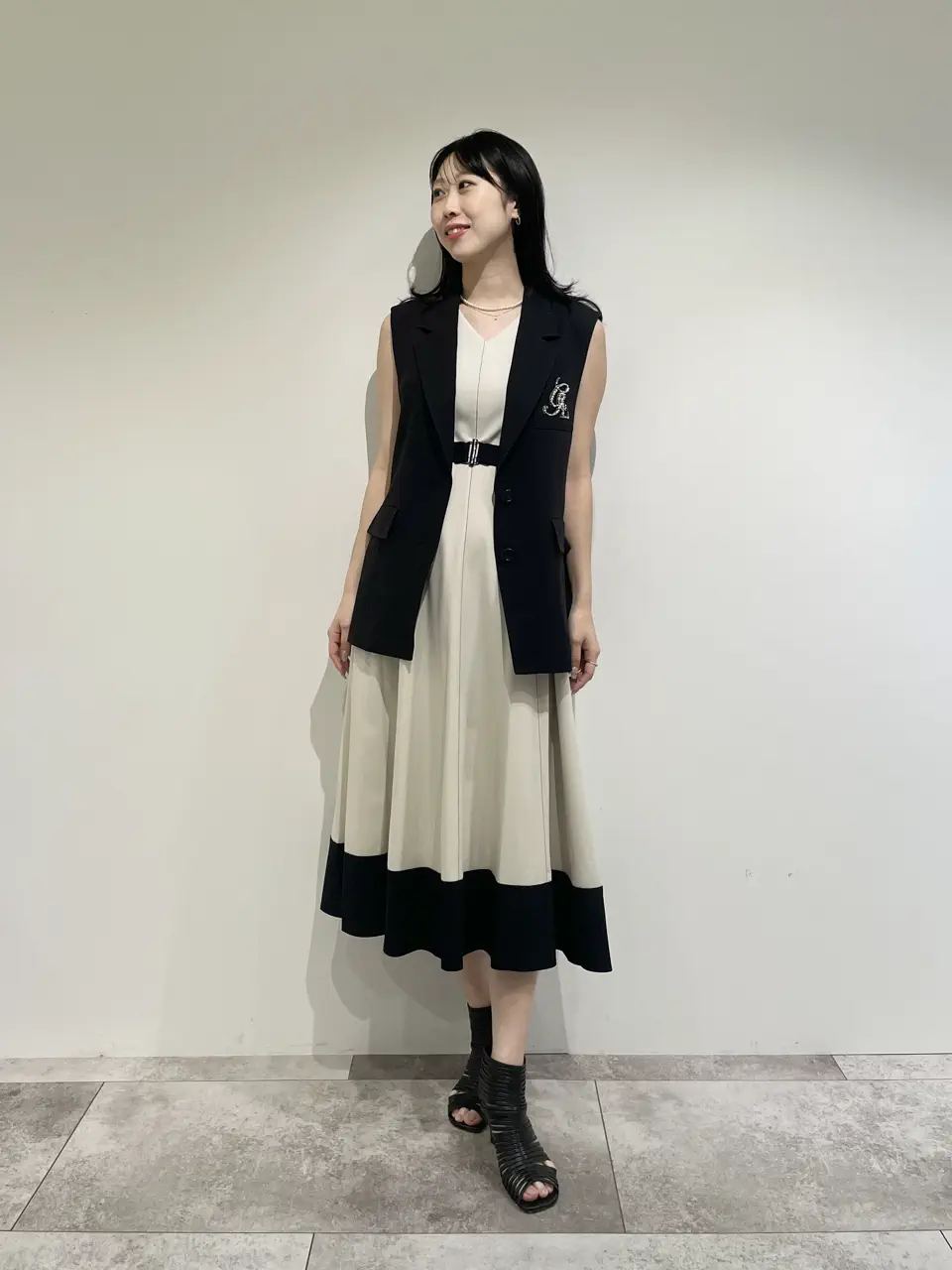 GRACE CONTINENTAL 端場 わかな コーディネート画像