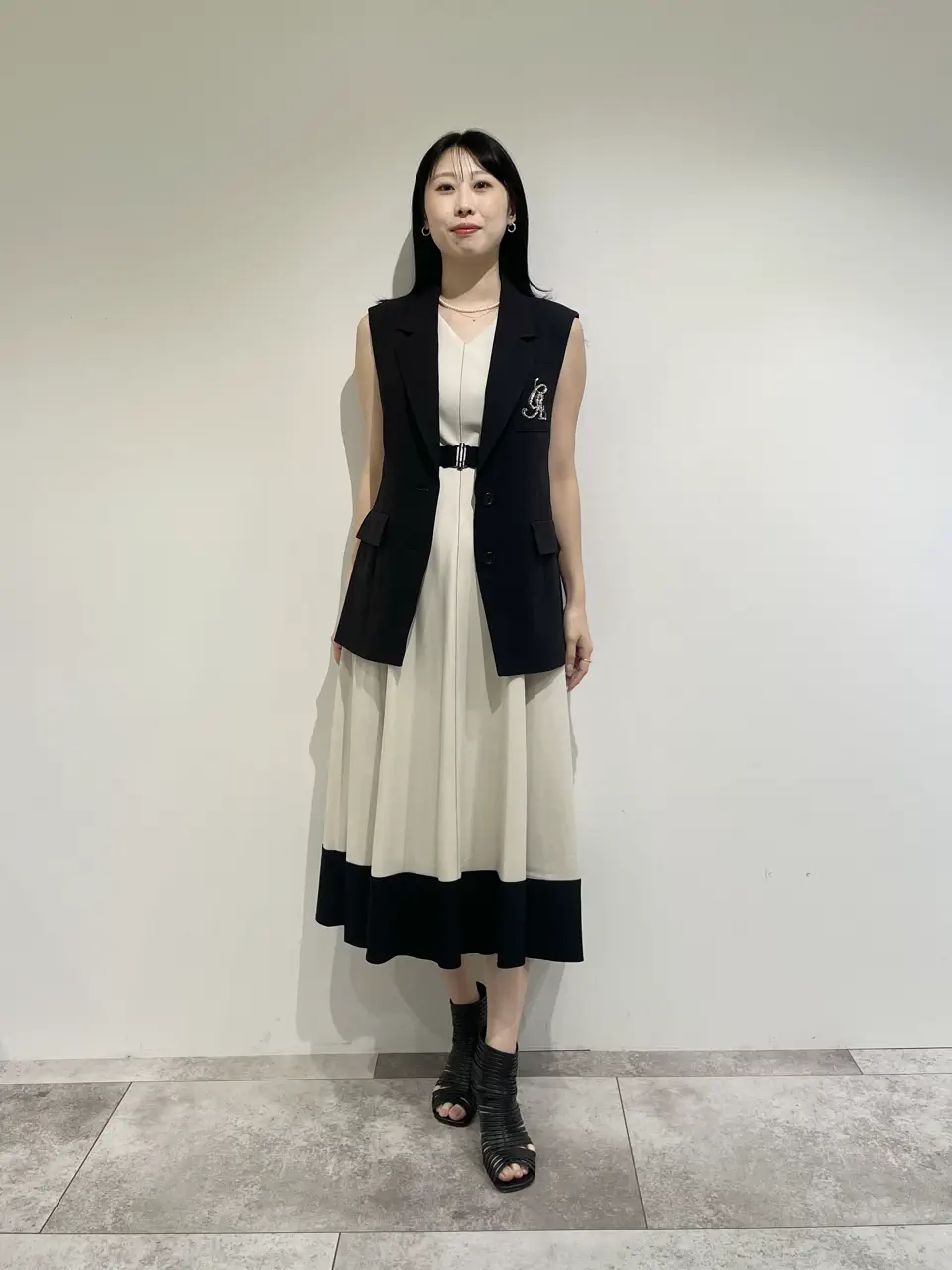 GRACE CONTINENTAL 端場 わかな コーディネート画像