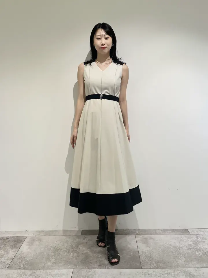 GRACE CONTINENTAL 端場 わかな コーディネート画像