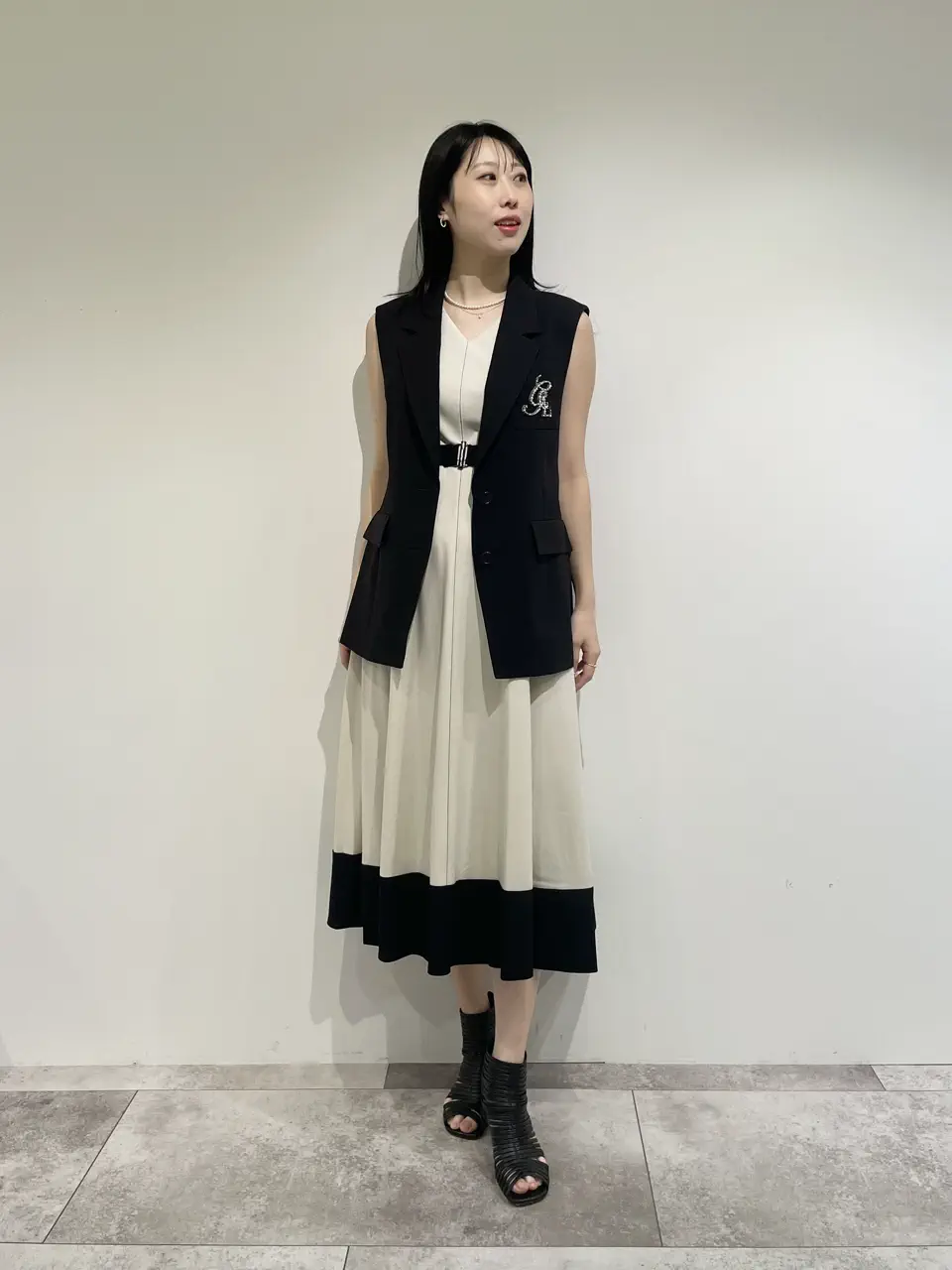 GRACE CONTINENTAL 端場 わかな コーディネート画像