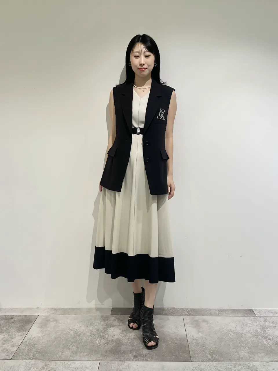 GRACE CONTINENTAL 端場 わかな コーディネート画像