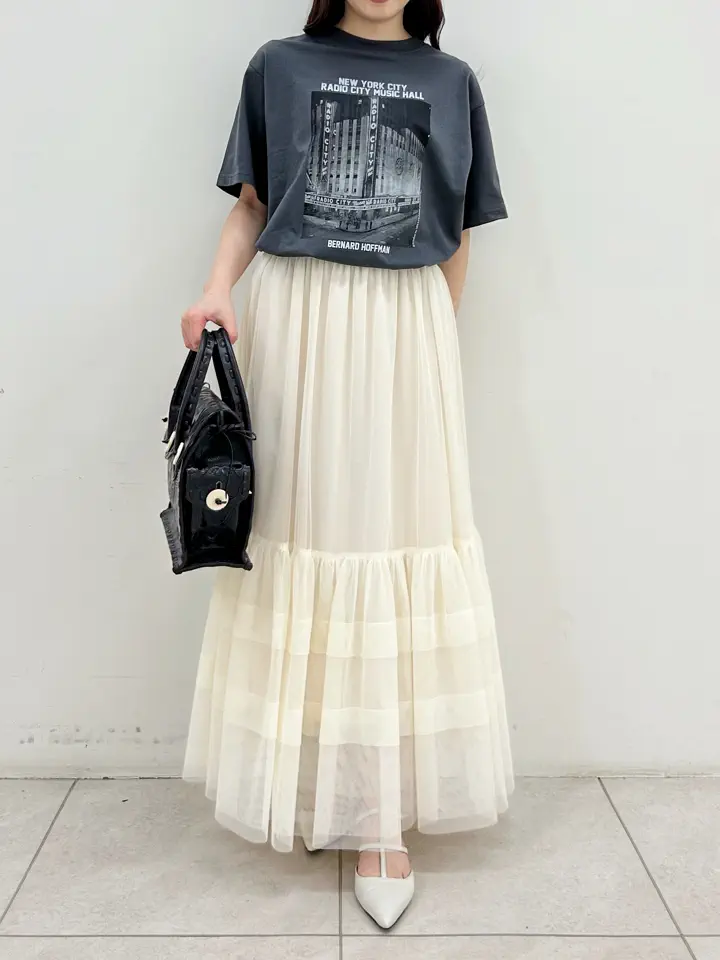 GRACE CONTINENTAL Miu Akamatsu コーディネート画像