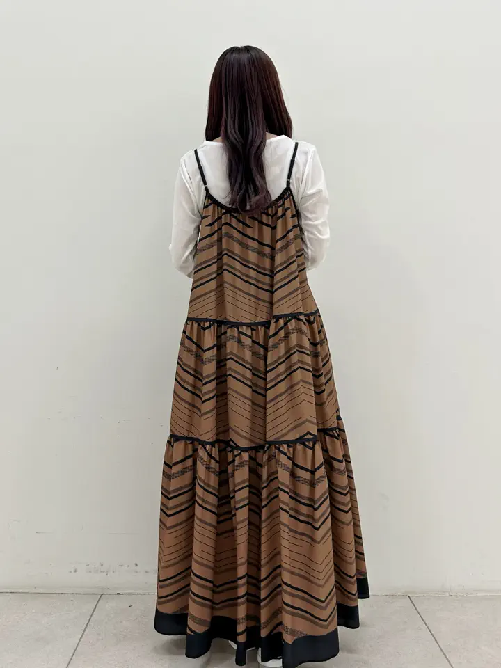 GRACE CONTINENTAL Miu Akamatsu コーディネート画像