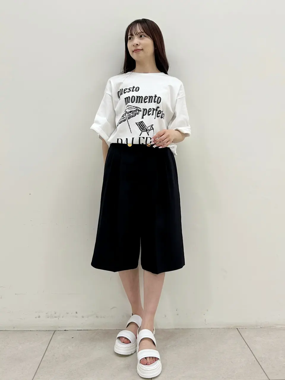 GRACE CONTINENTAL Miu Akamatsu コーディネート画像