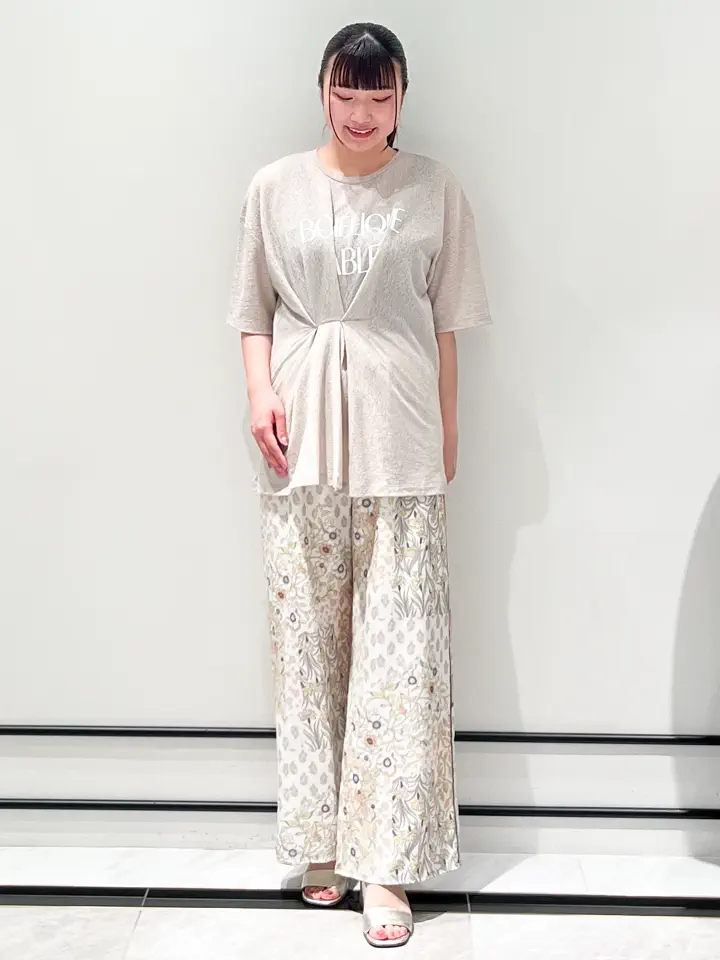 GRACE CONTINENTAL CHISAKO.S コーディネート画像