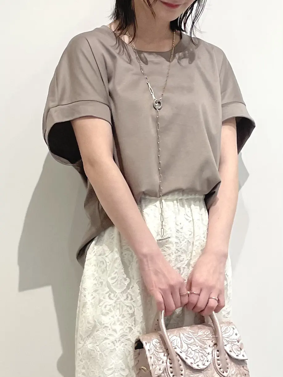 GRACE CONTINENTAL Nakatsu.m コーディネート画像