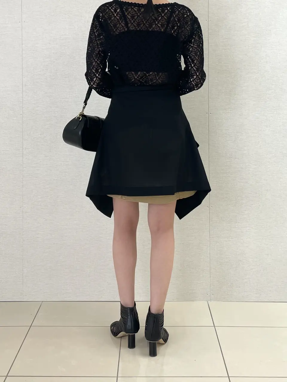 GRACE CONTINENTAL yoshi コーディネート画像