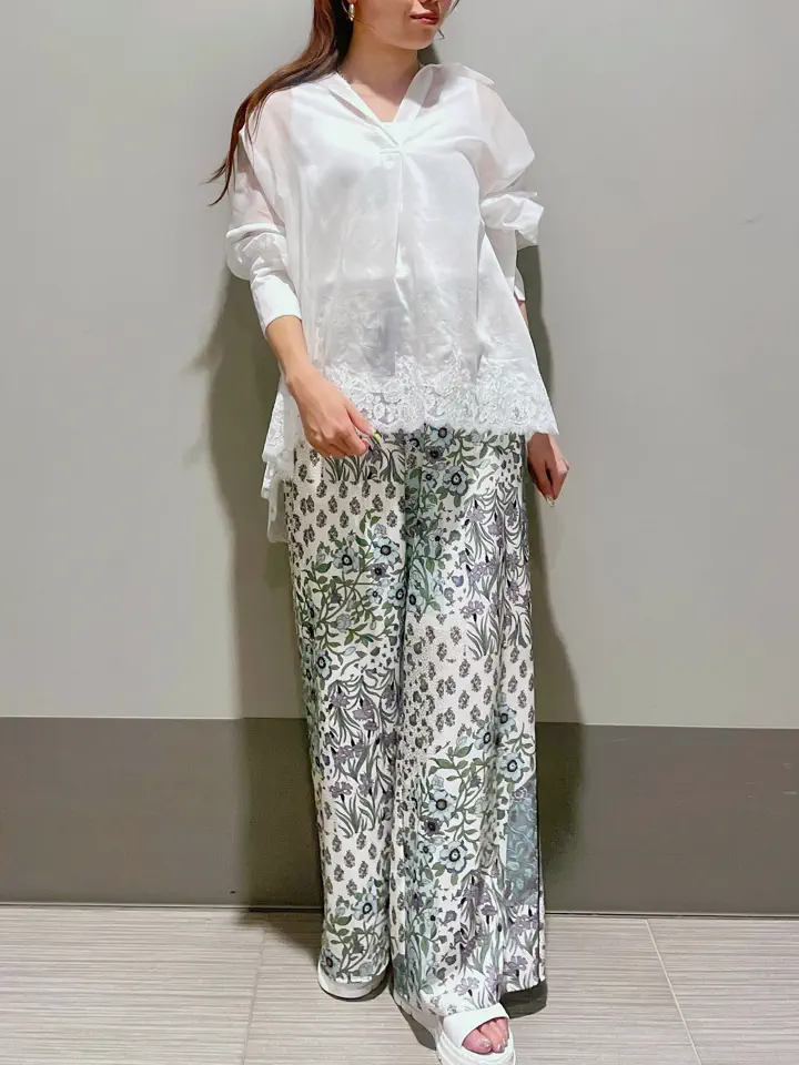 GRACE CONTINENTAL 細川　もなみ コーディネート画像