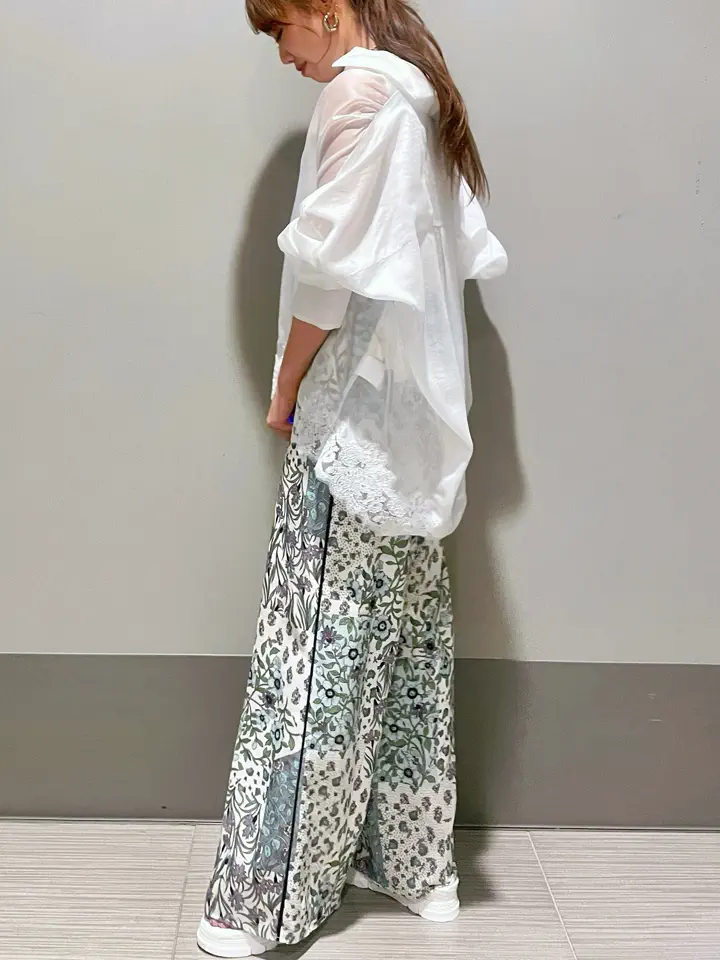 GRACE CONTINENTAL 細川　もなみ コーディネート画像