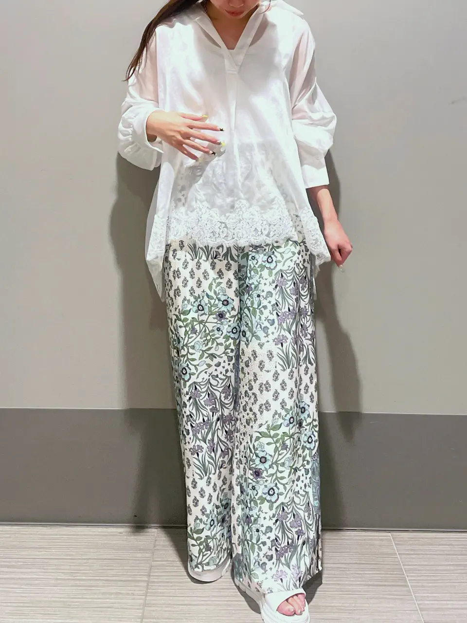 GRACE CONTINENTAL 細川　もなみ コーディネート画像