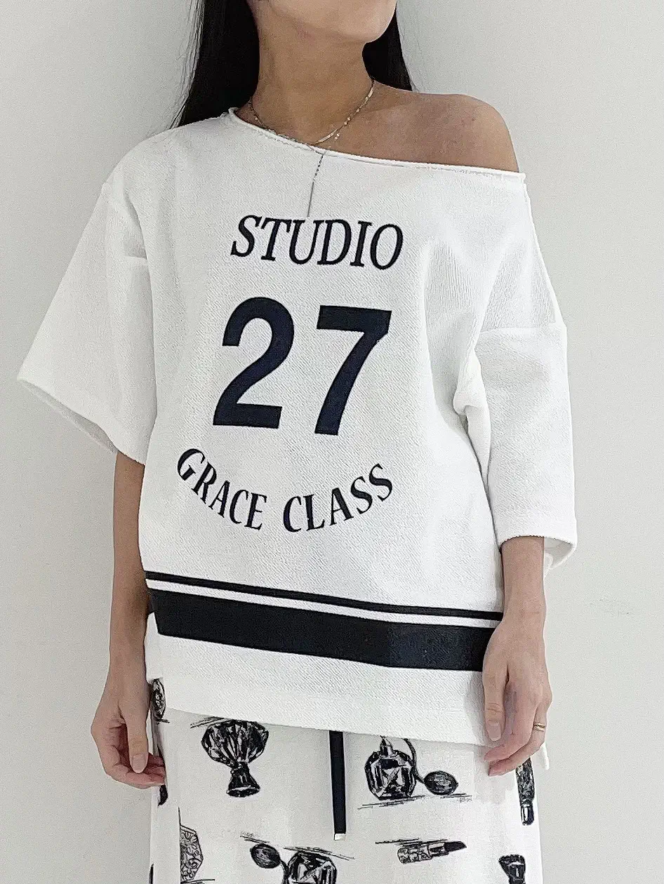 GRACE CONTINENTAL  Sekine コーディネート画像