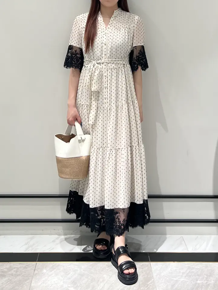 GRACE CONTINENTAL RIKO コーディネート画像