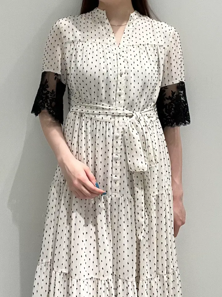 GRACE CONTINENTAL RIKO コーディネート画像