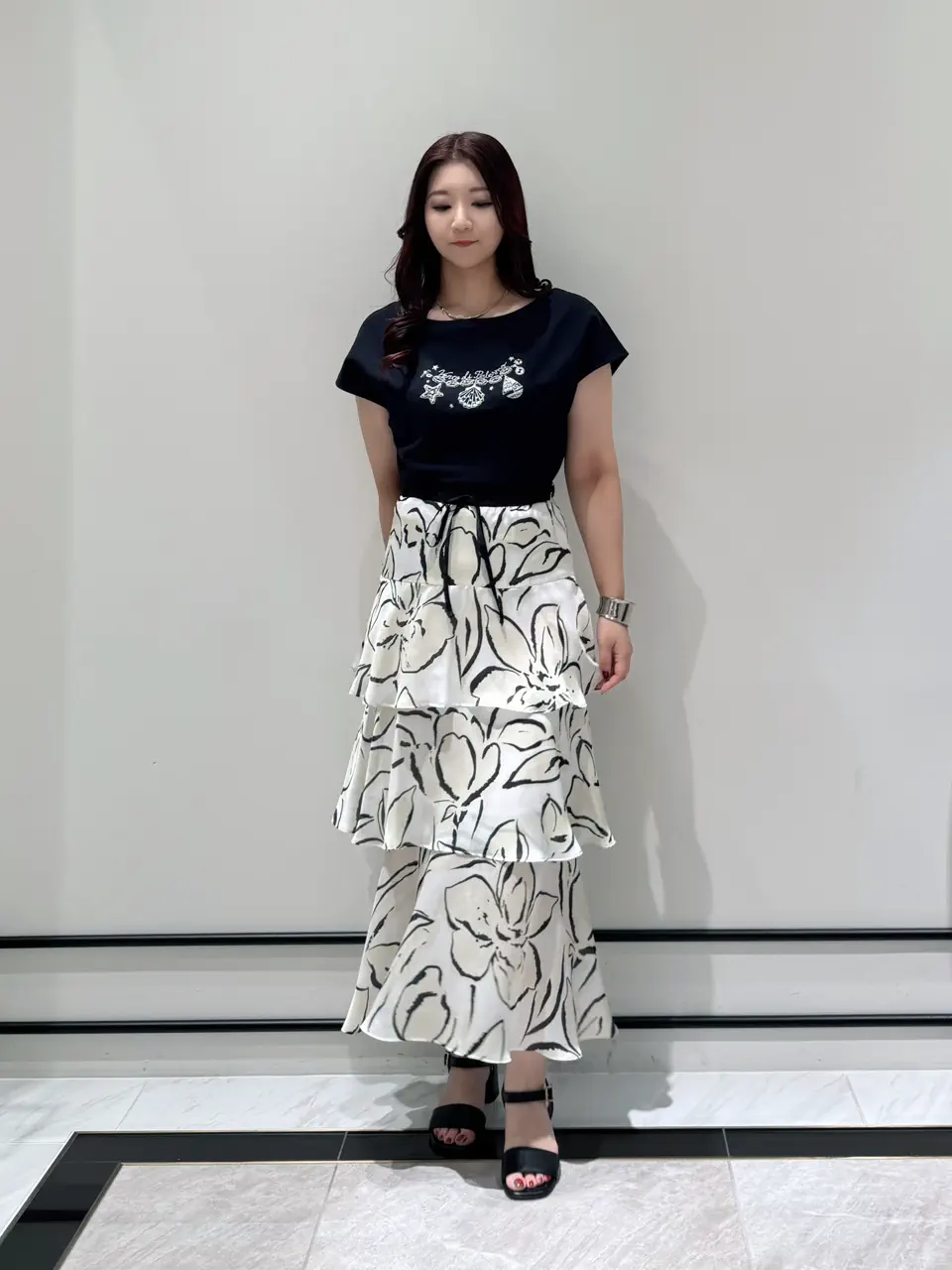 GRACE CONTINENTAL MOMOKO コーディネート画像